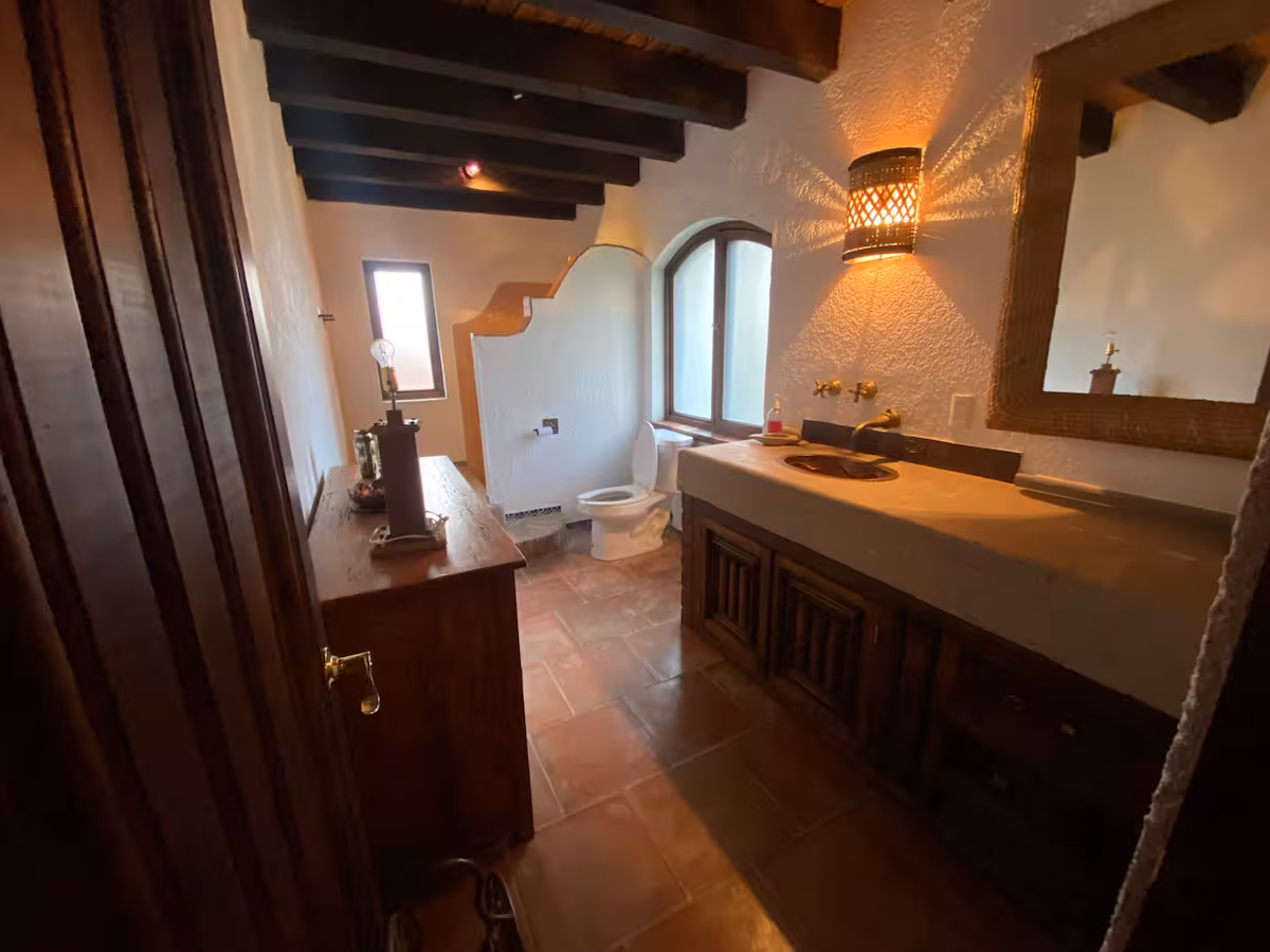 Bathroom at the Tzintzuntzan home